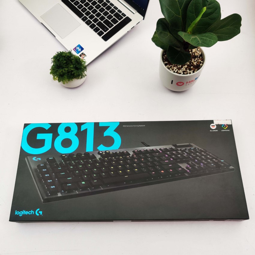 48244 keyboard logitech g813 lightsync rgb mechanical romer g clicky gaming keyboard black