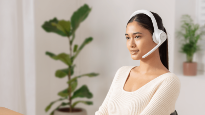 TAI NGHE KHÔNG DÂY LOGITECH ZONE 300 OFF-WHITE (BLUETOOTH 5.3/TRẮNG) bảo hành chính hãng 7 zone 300 overview